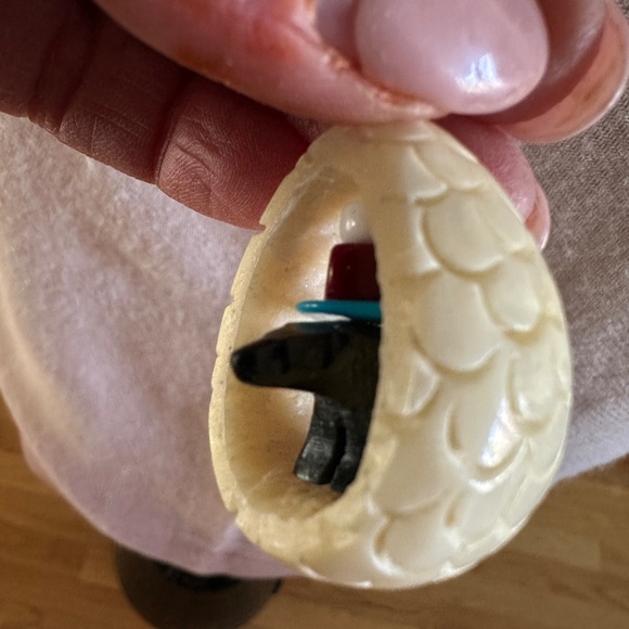 Native American Heishi Fetish Stones Necklace - Picture 3 of 16